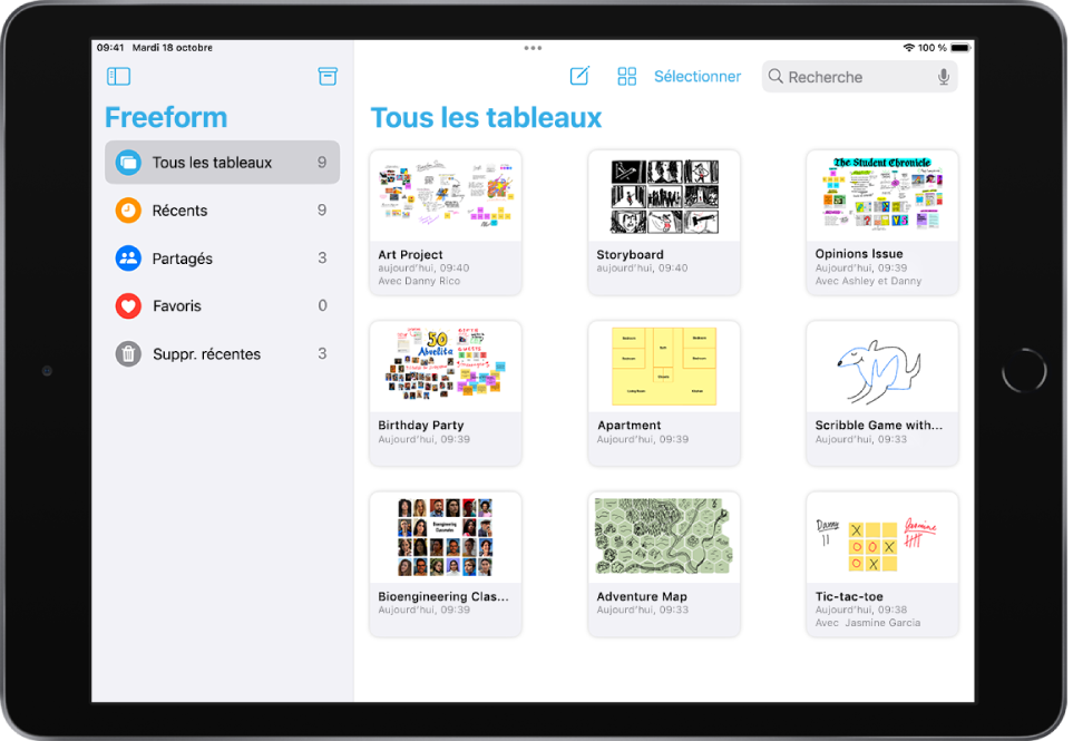 L’app Freeform est ouverte sur un iPad. L’option Tous les tableaux est sélectionnée dans la barre latérale et neuf vignettes de tableaux apparaissent sur la droite.