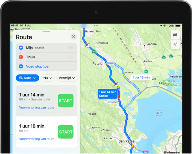 Een kaart met twee autoroutes in de North Bay in de buurt van San Francisco. De snelste route is geselecteerd.