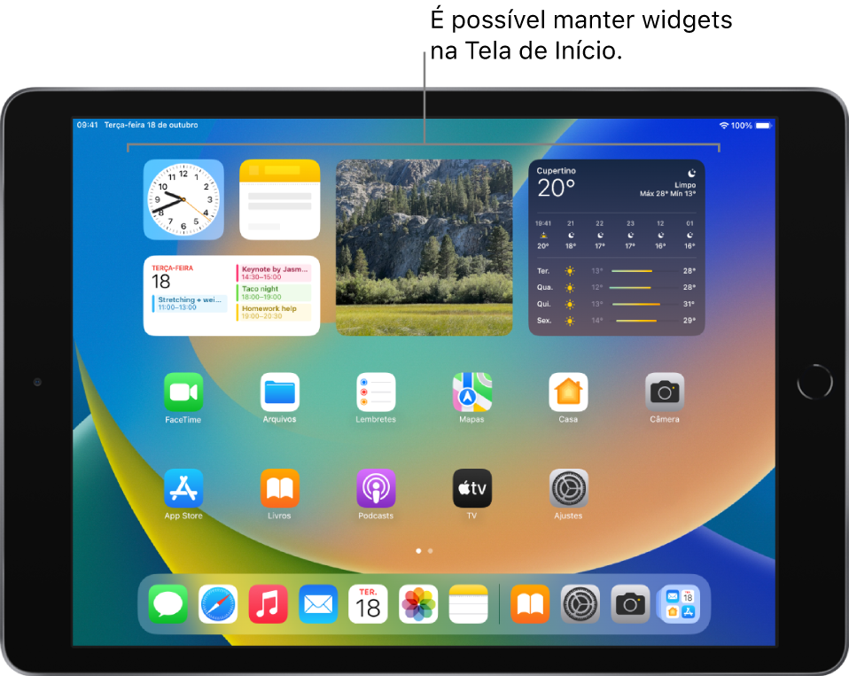 A Tela de Início com widgets — incluindo os widgets dos apps Fotos, Calendário e Tempo.