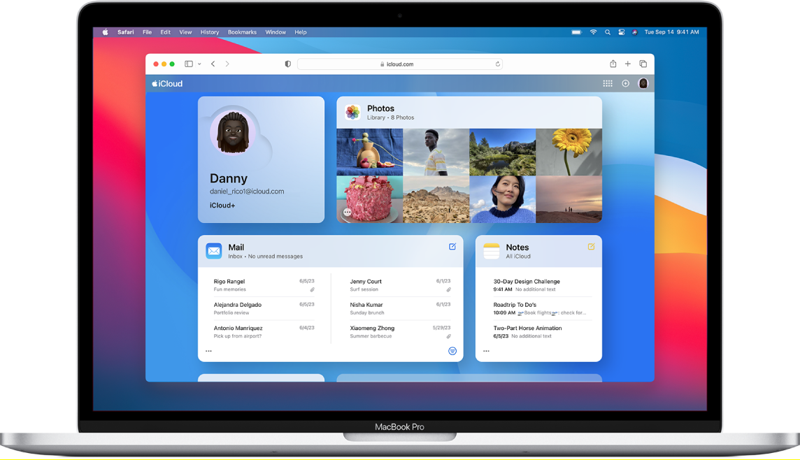 Домашняя страница сайта iCloud.com на экране компьютера Mac.