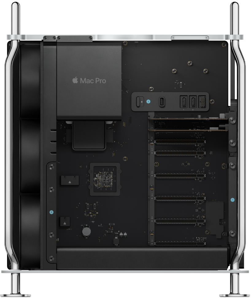 Mac Pro 塔式机箱的内部视图。