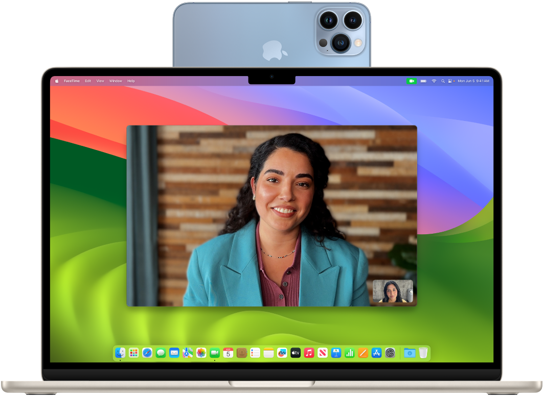 MacBook Air menampilkan sesi FaceTime dengan Pusat Sorotan menggunakan Kamera Berkelanjutan.