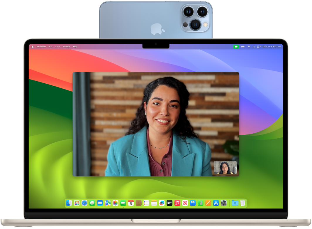 MacBook Air 顯示將「人物居中」和「接續互通相機」搭配使用的 FaceTime 連線時段。