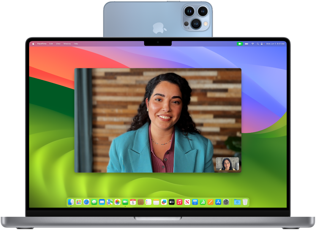 Una MacBook Pro muestra una sesión de FaceTime con Encuadre centrado usando Continuidad de Cámara.