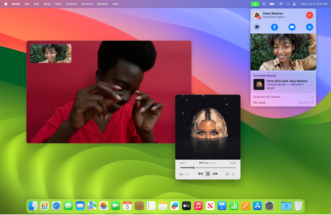 Okno apky FaceTime zobrazujúce hovor, kde účastníci pomocou funkcie SharePlay spoločne počúvajú album.