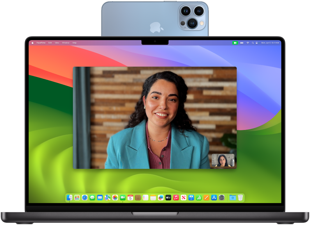 MacBook Pro 顯示將「人物居中」和「接續互通相機」搭配使用的 FaceTime 連線時段。