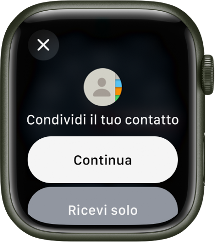 La schermata di NameDrop che mostra due pulsanti: Continua, che ti consente di ricevere le informazioni di un contatto e di condividere le tue e “Ricevi solo”, per ricevere soltanto le informazioni di contatto dell’altra persona.