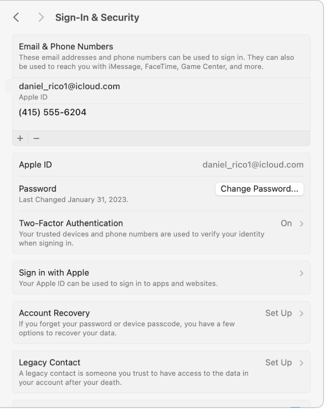 Настройки Apple ID. Показан раздел настроек &laquo;Пароль и безопасность&raquo; для существующей учетной записи.