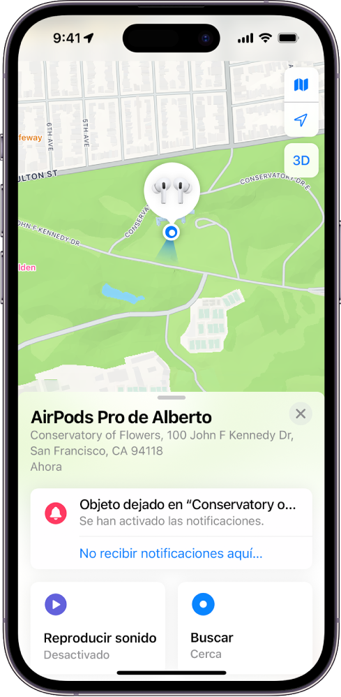 Una pantalla de la app Buscar del iPhone. Se muestra la ubicación de los AirPods Pro en un plano de San Francisco, indicando la dirección y ofreciendo las opciones “Reproducir sonido”, Buscar y Notificaciones.