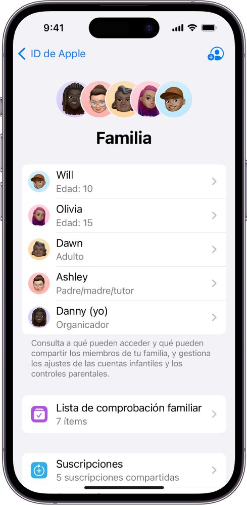 Pantalla “En familia” en Ajustes. Se muestran cinco miembros de la familia. Debajo de sus nombres está la “Lista de comprobación familiar” y debajo de eso están las opciones Suscripciones “Compartir compras”.
