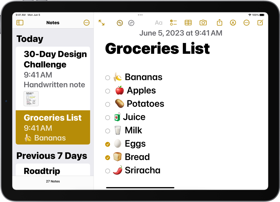 A list in Notes, with bolder text using larger accessibility sizes and with button shapes turned on.