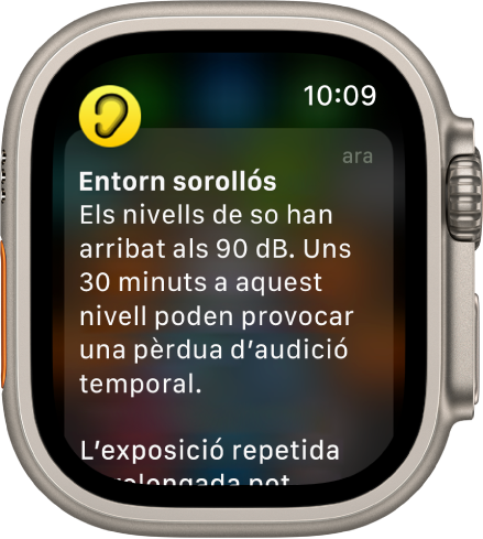 L’Apple Watch mostra una notificació de soroll. La icona per a l’app associada amb la notificació apareix a la part superior dreta. Pots tocar-la per obrir l’app.