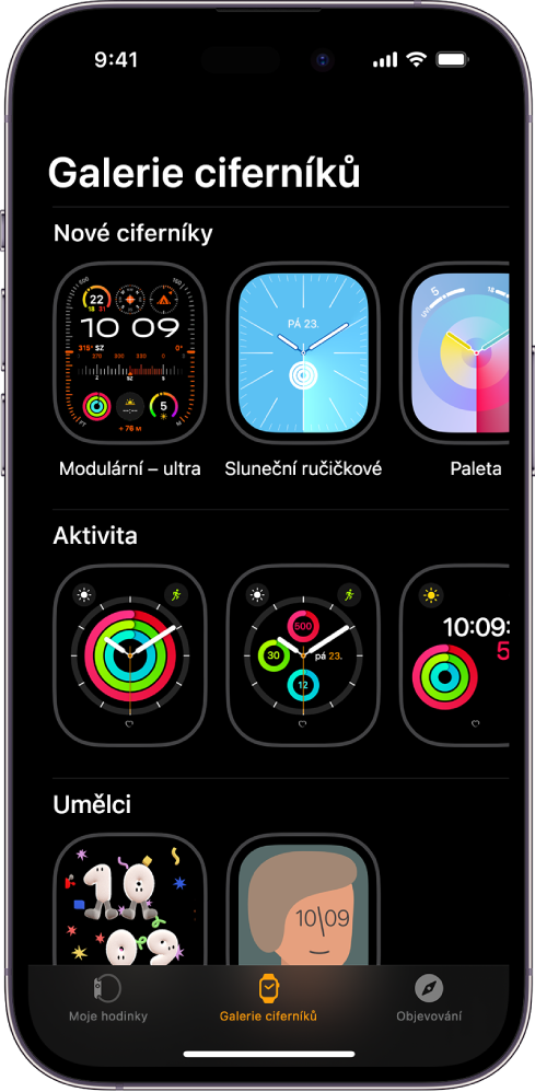 Aplikace Apple Watch se zobrazenou Galerií ciferníků. V horním řádku jsou vidět nové ciferníky a na dalších řádcích jsou ciferníky seskupené podle typu – například Aktivita nebo Umělci. Zobrazení můžete posouvat k dalším ciferníkům seskupeným podle typu.