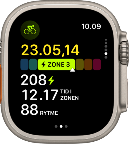 En igangværende cykeltræning viser træningens forløbne tid, den zone, du træner i, FTP, tid i zone og kadence.