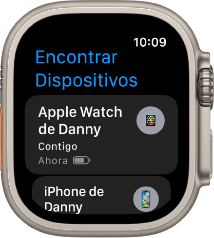 La app Encontrar Dispositivos mostrando dos dispositivos, un Apple Watch y un iPhone.