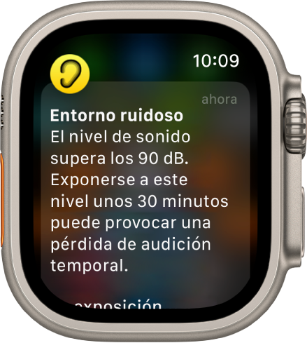 Un Apple Watch en el que se ve una notificación de ruido. El icono de la app asociada a la notificación aparece en el extremo superior izquierdo de la pantalla. Puedes tocarlo para abrir la app.