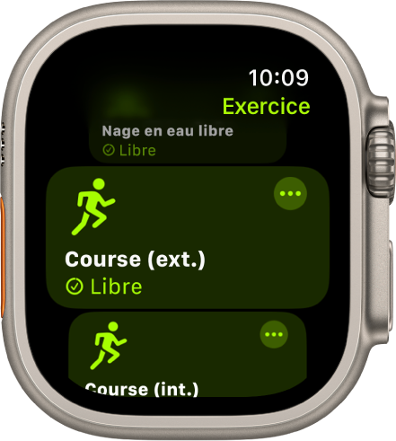 L’écran Exercice avec l’entraînement Course (ext.) mis en évidence. Un bouton Plus se trouve en haut à droite de la mosaïque d’entraînement.