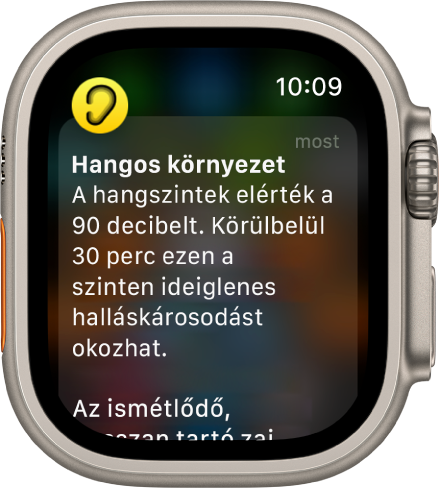 Az Apple Watch egy zajértesítéssel. Az értesítéshez kapcsolódó app ikonja a bal felső részen jelenik meg. Ha az ikonra koppint, megnyithatja az appot.