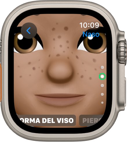 L’app Memoji su Apple Watch che mostra la schermata di modifica delle forme del naso. La parte del viso con il naso è ingrandita. La parola Forma viene visualizzata in basso.