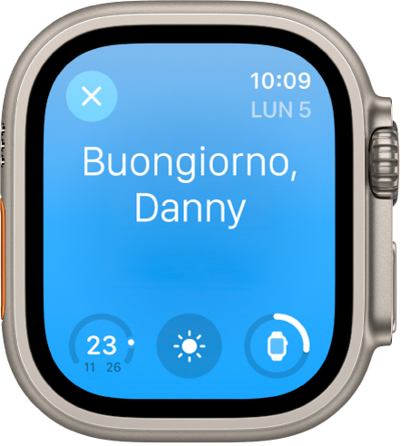 Apple Watch che mostra la schermata di risveglio. Viene mostrato il messaggio Buongiorno in alto. Sotto è visibile il livello della batteria.