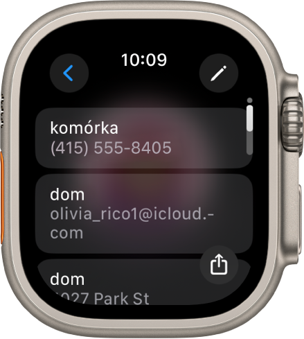 Aplikacja Kontakty wyświetlająca szczegóły kontaktu. W prawym górnym rogu znajduje się przycisk Edycja. Na środku ekranu znajdują się trzy pola, numer telefonu, adres email oraz adres pocztowy. Przycisk Udostępnij jest wyświetlany w prawym dolnym rogu, a przycisk Wróć w lewym górnym rogu ekranu.