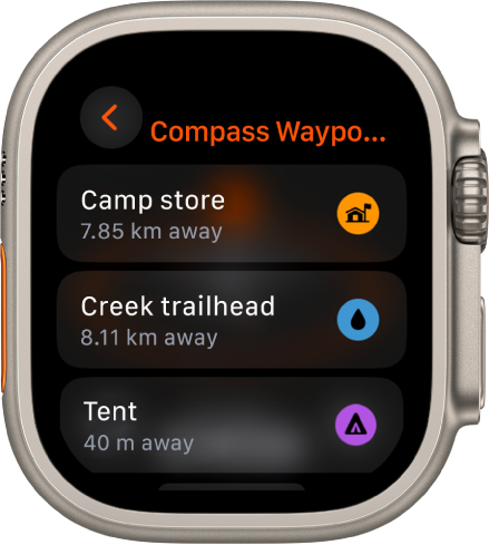 Aplikacija Compass (Kompas), ki prikazuje seznam točk poti.