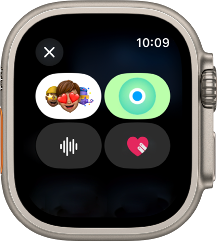 แอปข้อความที่แสดงตัวเลือกข้อความซึ่งรวมถึงปุ่ม Memoji, ตำแหน่งที่ตั้ง, GIF, เสียง, Digital Touch และ Apple Cash