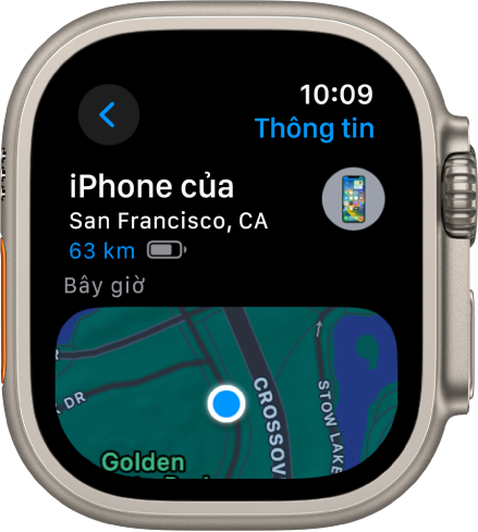Ứng dụng Tìm thiết bị đang hiển thị vị trí của một iPhone. Tên của thiết bị ở trên cùng, với vị trí, khoảng cách, điện tích pin hiện tại và lần sau cùng thiết bị phản hồi ở bên dưới. Nửa phía dưới của màn hình hiển thị một bản đồ với một dấu chấm biểu thị vị trí gần đúng của thiết bị. Một nút Quay lại ở trên cùng bên trái.