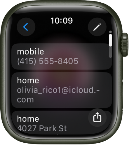 Приложението Contacts (Контакти), показващо детайли за контакт. Бутонът за редактиране се появява горе вдясно. Появяват се три полета по средата на екрана—телефонен номер, имейл адрес и домашен адрес. Бутонът за споделяне е долу вдясно, а бутонът Назад е горе вляво.