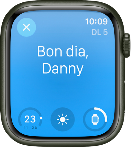 L’Apple Watch amb la pantalla de bon dia. A la part superior es mostra el text “Bon dia”. A sota es mostra el nivell de bateria.