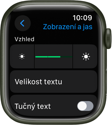 Nastavení Displej a jas na Apple Watch s jezdcem jasu nahoře a tlačítkem Velikost textu pod ním