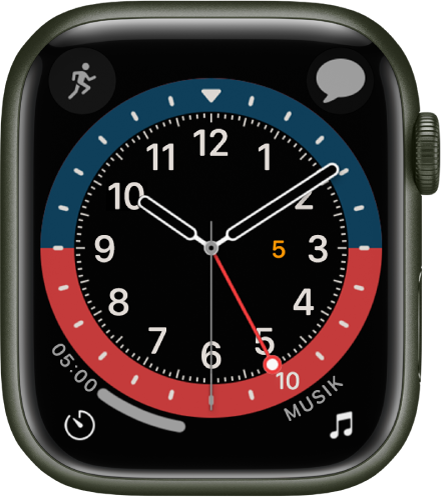 Das Zifferblatt „GMT“, dessen Farbe du anpassen kannst. Es sind vier Komplikationen zu sehen: „Training“ oben links, „Nachrichten“ oben rechts, „Timer“ unten links und „Musik“ unten rechts.