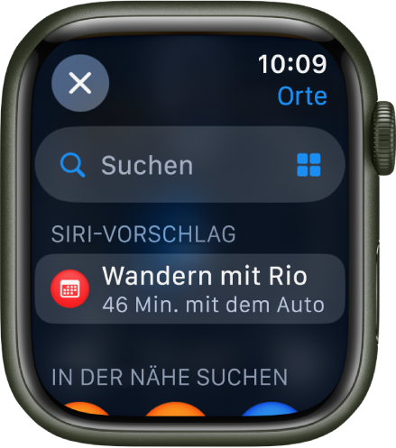 Die Anzeige „Suchen“ in der App „Karten“ mit dem Suchfeld im oberen Bereich. Darunter wird ein Vorschlag von Siri angezeigt. Unten ist die Überschrift „In der Nähe suchen“.