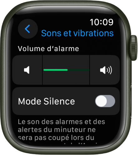 Réglages « Sons et vibrations » sur l’Apple Watch, avec le curseur « Volume des alertes » en haut et le commutateur du mode Silence en dessous.