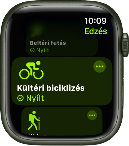 Az Edzés képernyő, amelyen a kültéri bicikliedzés van kiemelve.