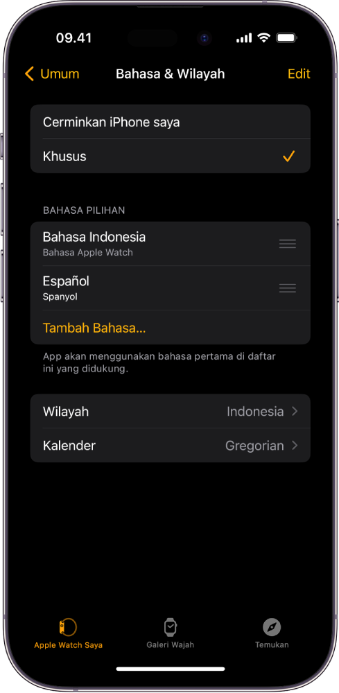 Layar Bahasa & Wilayah di app Apple Watch, dengan bahasa Indonesia dan bahasa Inggris muncul di bawah Bahasa Pilihan.
