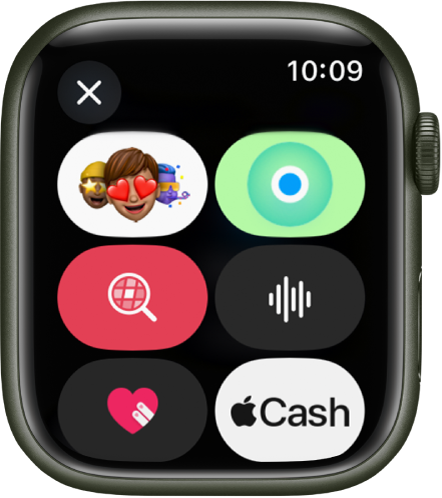 Ekrāns Messages, kurā redzama poga Apple Cash, kā arī pogas Memoji, Location, GIF, Audio un Digital Touch.