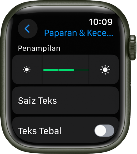 Seting Paparan & Kecerahan pada Apple Watch, dengan gelangsar Kecerahan di bahagian atas dan butang Saiz Teks di bahagian bawah.