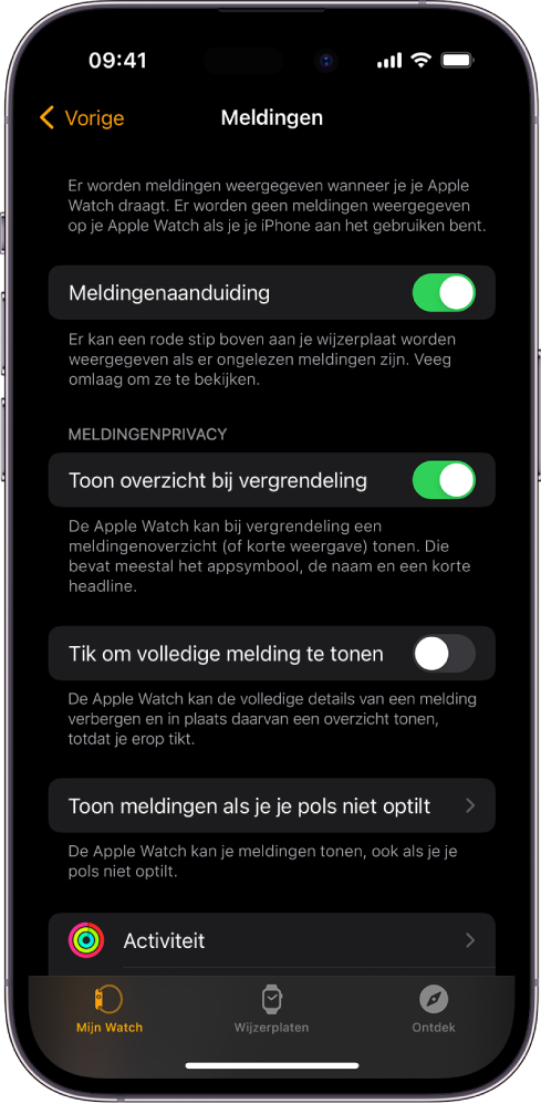 Het Meldingen-scherm in de Apple Watch-app op de iPhone, met apps waarvoor meldingen kunnen verschijnen.