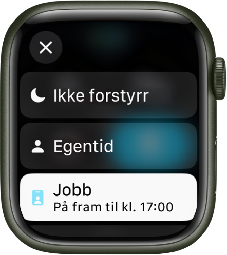 Fokus-listen viser Ikke forstyrr, Egentid og Jobb. Jobb-fokus er aktivt.