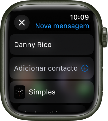 O ecrã do Apple Watch a mostrar um mostrador a partilhar uma mensagem com o nome do destinatário na parte superior. Por baixo, encontra-se o botão “Adicionar contacto” e o nome do mostrador.