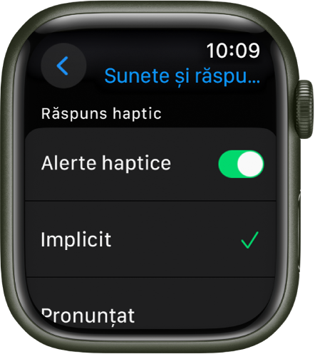 Configurările Sunete și răspuns haptic pe Apple Watch, având comutatorul Alerte haptice și opțiunile Implicit sau Pronunțat dedesubt.