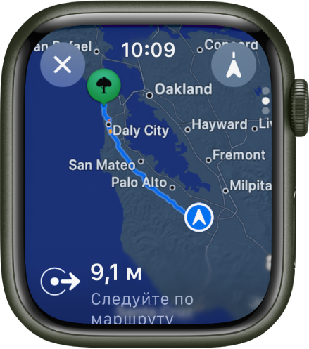 В приложении «Карты» показана обзорная карта маршрута на автомобиле. Первый этап поездки отображается в нижней части экрана.