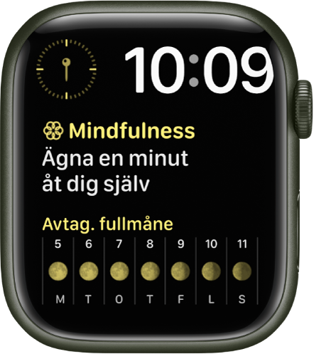 Urtavlan Moduler duo har en digital klocka nära övre högra hörnet och tre komplikationer: Kompass högst upp till vänster, Mindfulness i mitten och Månfas längst ned.