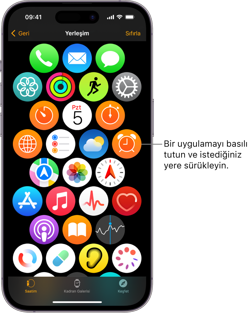 Izgara görüntüsünde simgelerin gösterildiği Apple Watch uygulamasındaki Yerleşim ekranı.