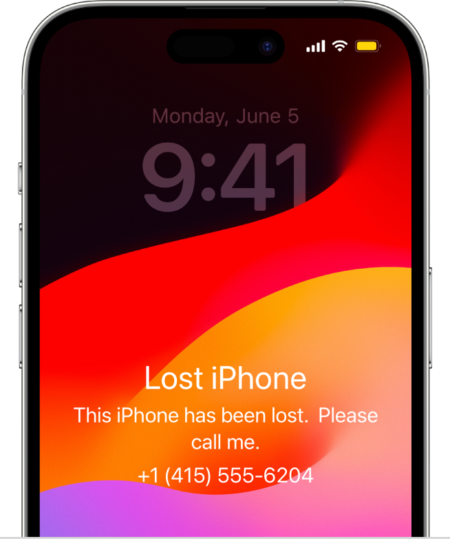 Un iPhone con Blocco schermo con il messaggio: iPhone smarrito. Questo iPhone è stato smarrito. Chiamami. (669) 555-3691.