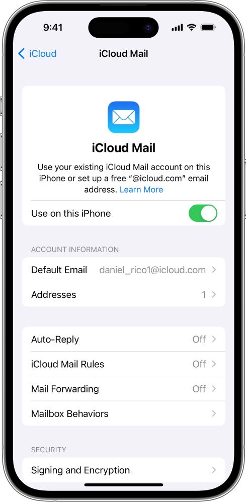 L’écran Mail dans les réglages d’iCloud. Utiliser sur cet iPhone est activé.