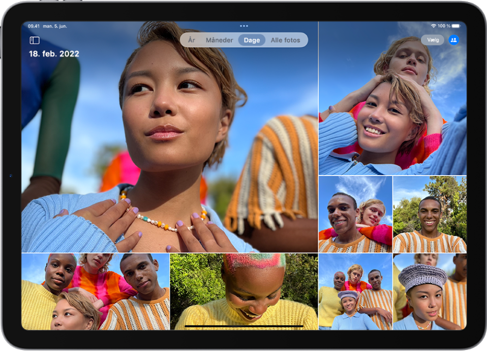 En skærm, som viser fotos af en gruppe venner.