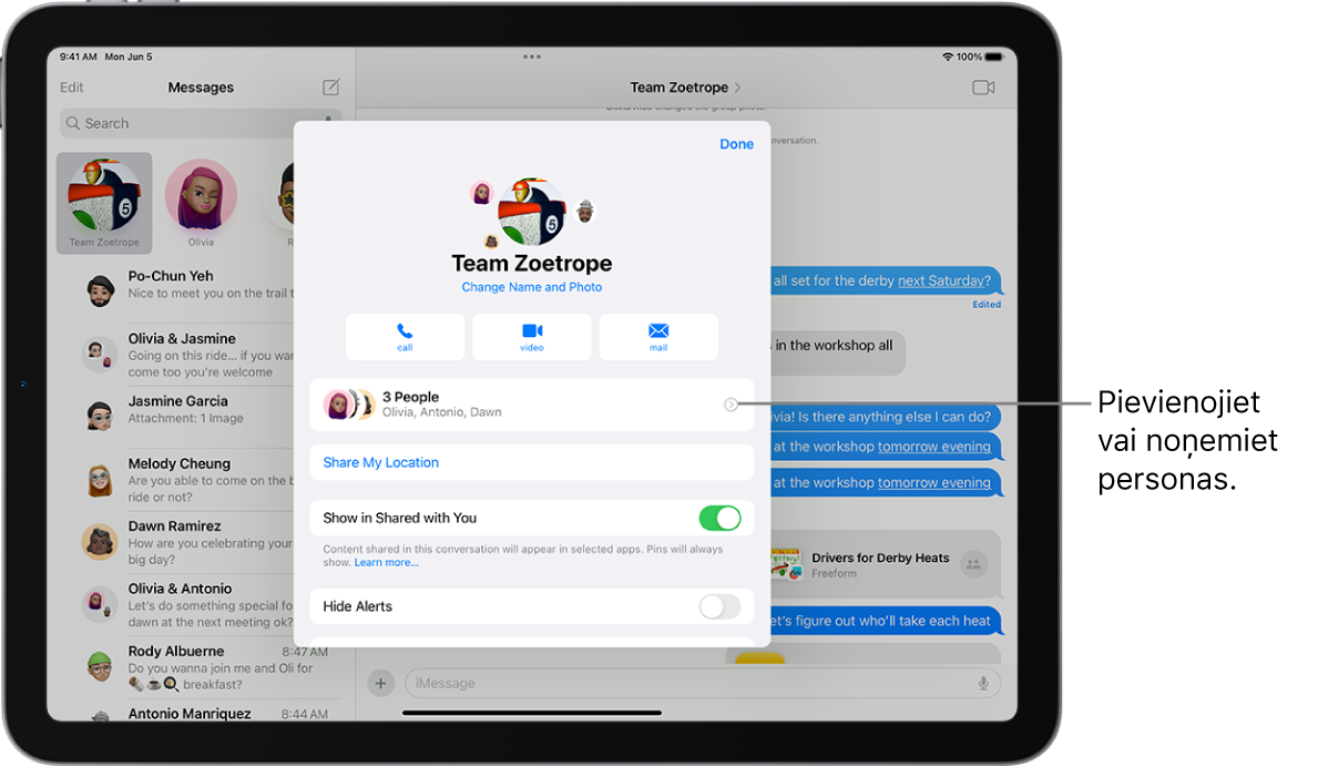 iPad ierīce ar grupas sarunas informāciju.