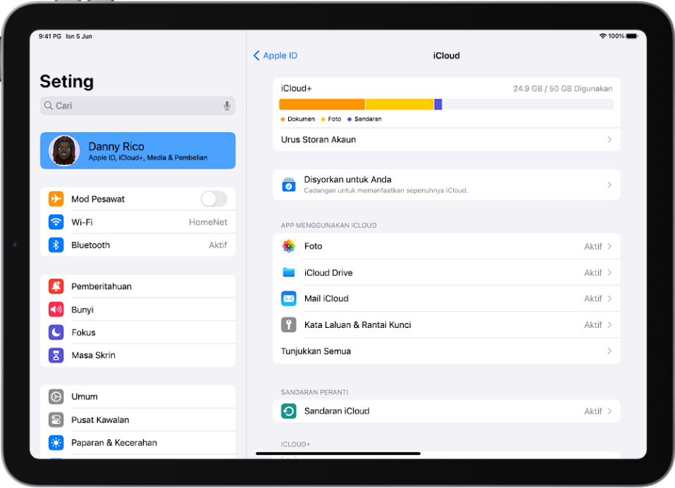 Skrin seting iCloud menunjukkan meter storan iCloud dan senarai app serta ciri, yang boleh digunakan dengan iCloud.